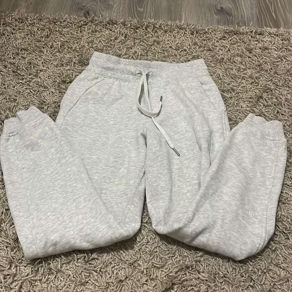 Lululemon scuba joggers